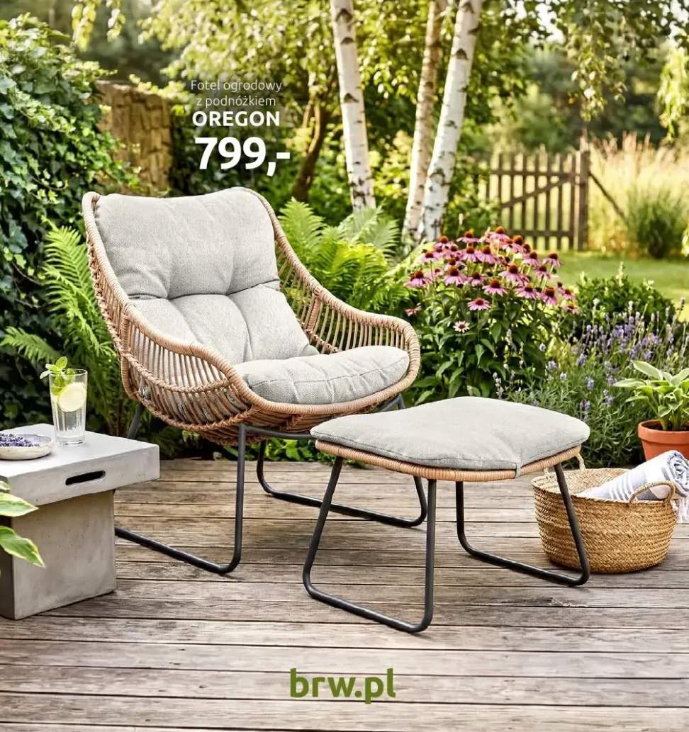 fotel z podnóżkiem